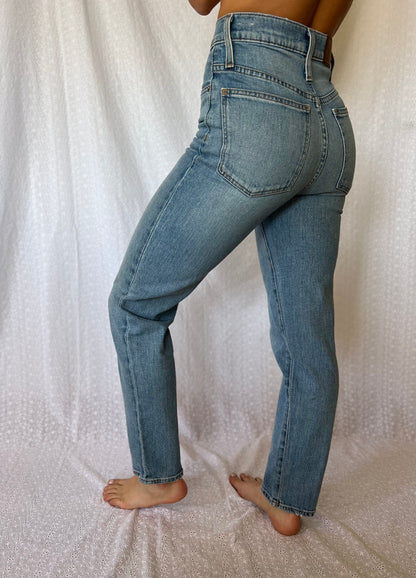 Madewell Ultra High Rise Classic Straight Jeans