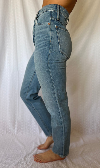 Madewell Ultra High Rise Classic Straight Jeans